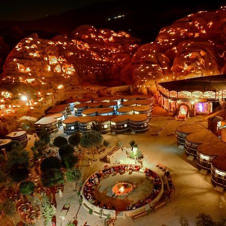 Little Petra Bedouin Camp Hotel Al Hayy Bagian luar foto