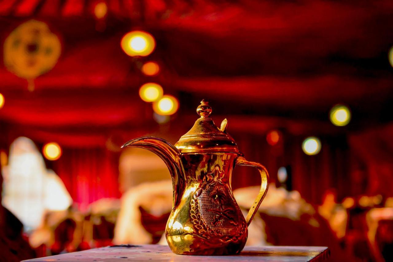 Little Petra Bedouin Camp Hotel Al Hayy Bagian luar foto