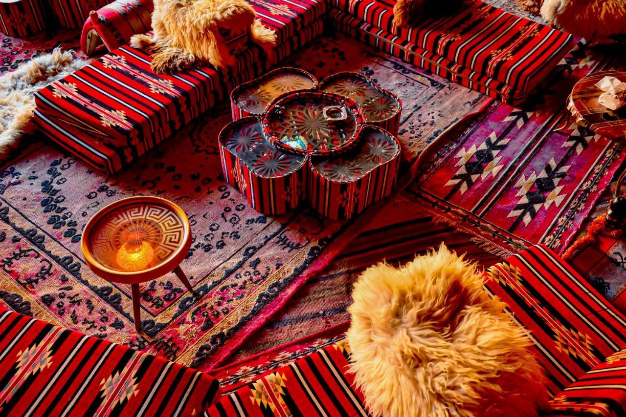 Little Petra Bedouin Camp Hotel Al Hayy Bagian luar foto